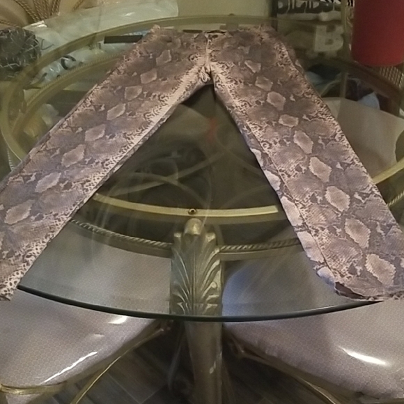 Lucky & Blessed Snake Print Skinny Pants - Gray and Cream - Picture 1 of 1
